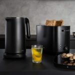 ZWILLING Enfinigy, 2-Slice Toaster, Extra Wide 1.5" Slots for Bagels and Toast, Black - Image 2